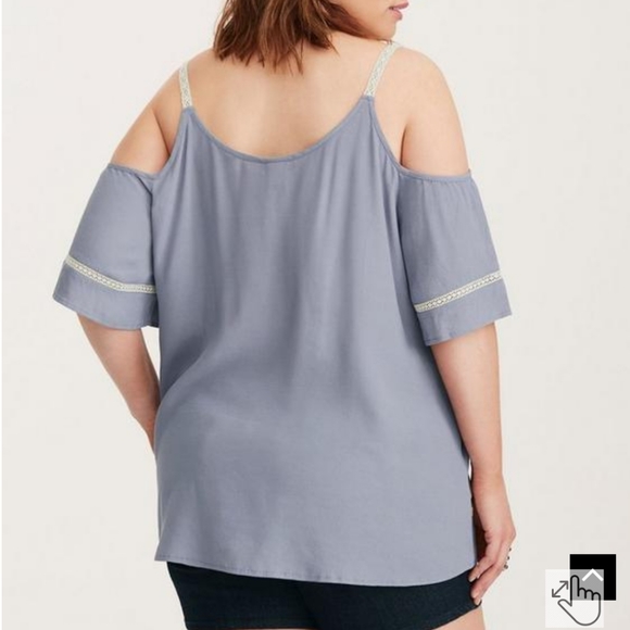 Plus Size 3X Torrid Embroidered Lace Inset Cold Shoulder Top floral Blouse - Picture 4 of 7